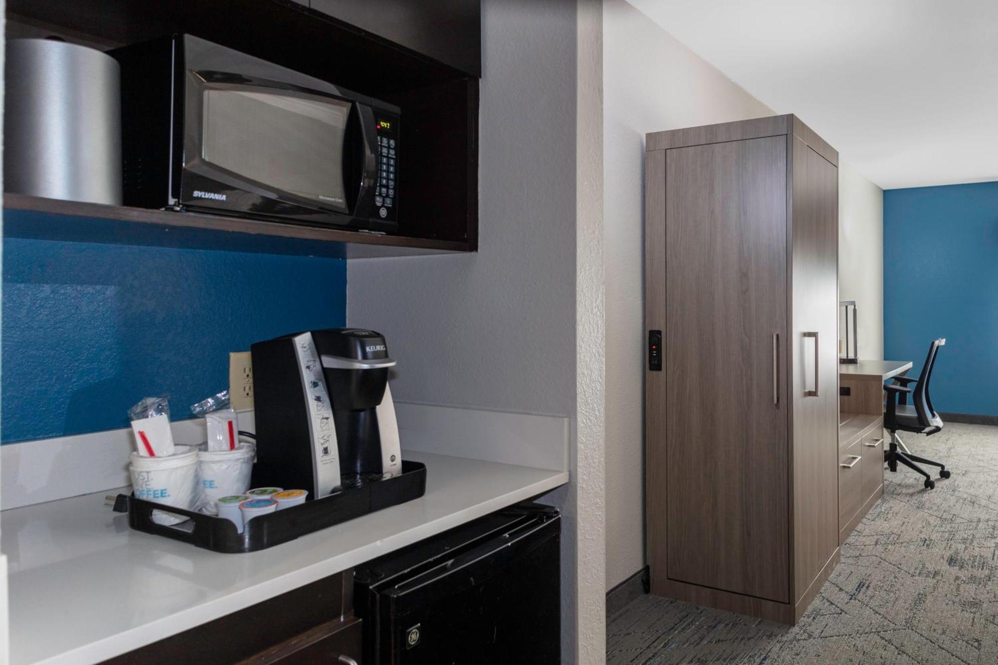 Holiday Inn Express Florence Northeast By Ihg Ngoại thất bức ảnh